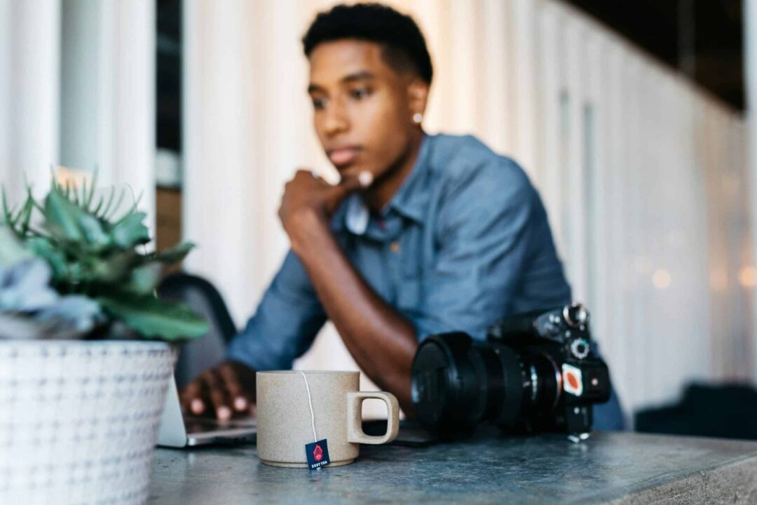 Grow your photography business with Zenfolio: Streamline workflows and boost productivity.